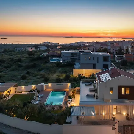 Villa Domino